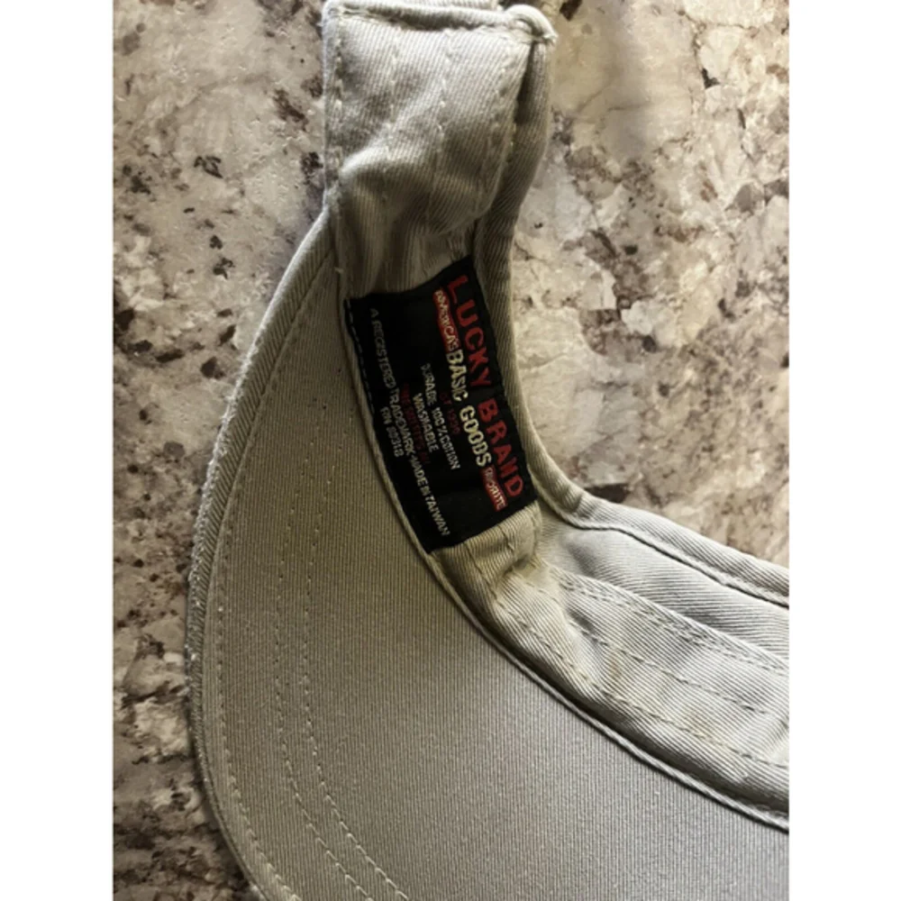 Vintage LUCKY BRAND Distressed Beige Adjustable Visor Cap Clover‎ Golfing Y2K